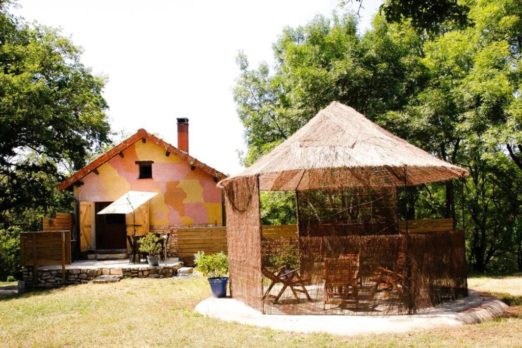 Villa La Taniere Des Druides Luzech Exterior foto